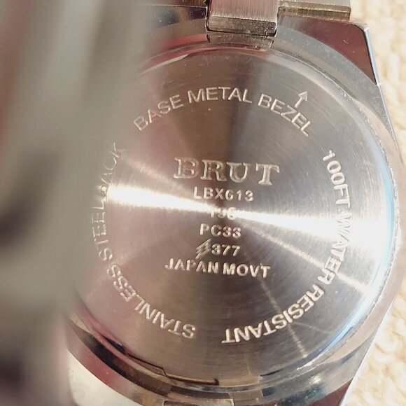 NIB BRUT STAINLESS STEEL QUARTZ WATCH & CARD WALLET SET - Picture 9 of 15